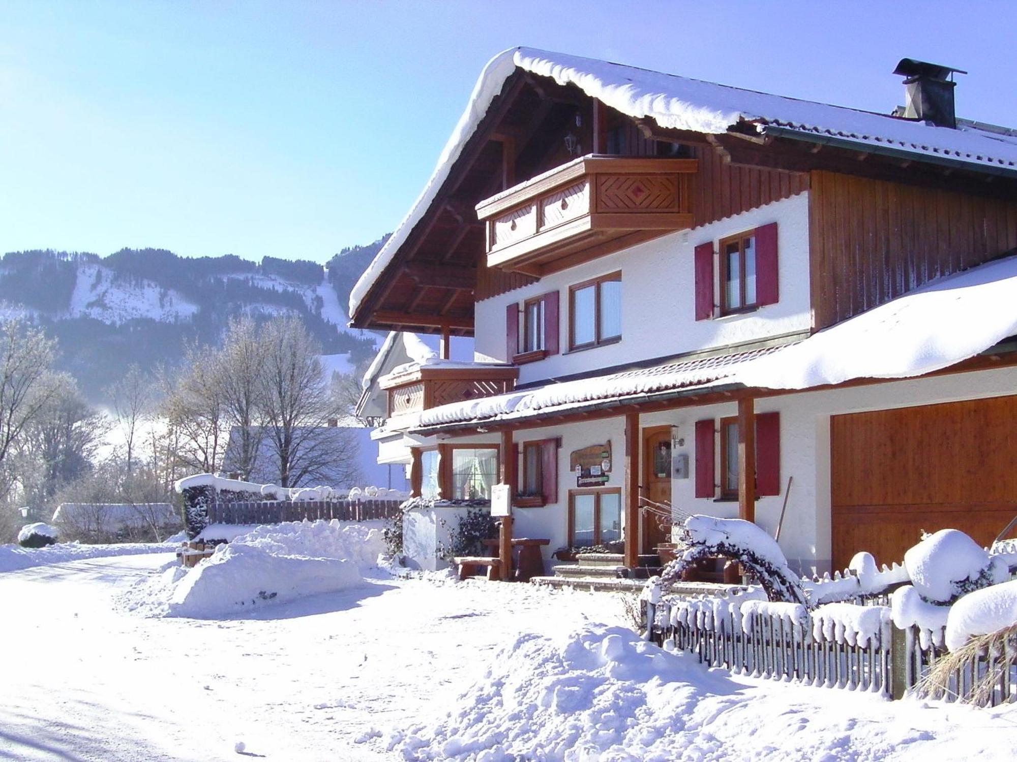 Gästehaus Kerpf inclusive KönigsCard Nesselwang Exterior foto